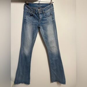 American Eagle “Artist Flare” Super Stretch Jeans | Size 0 Regular